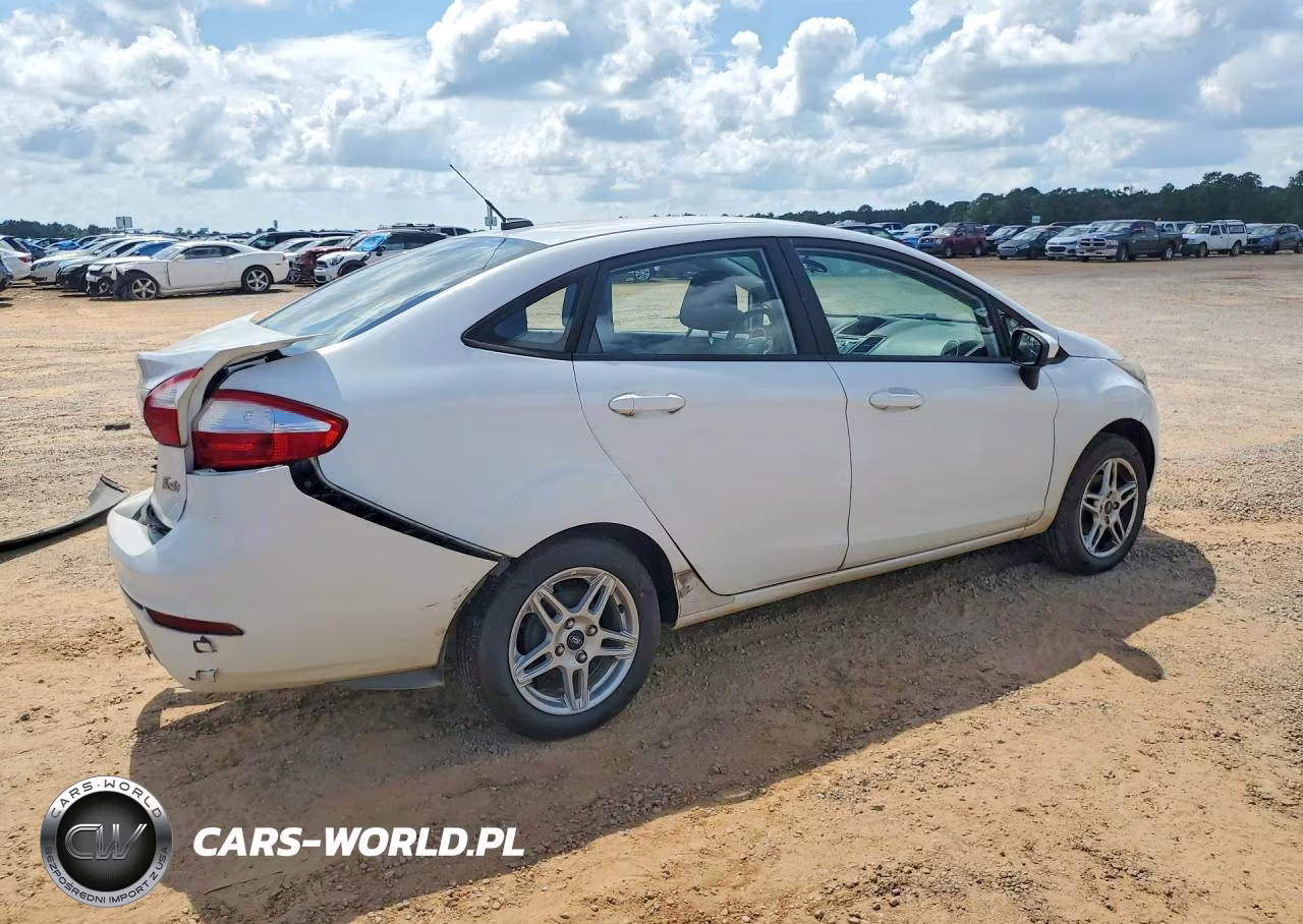 2018 Ford Fiesta Se VIN:3FADP4BJ8JM124239 - 3