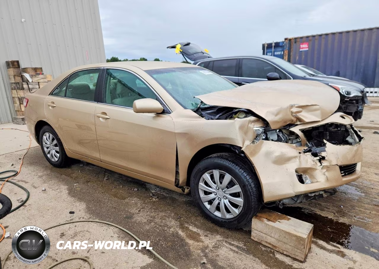 2010 Toyota Camry Le VIN:4T1BF3EK1AU031511 - 4