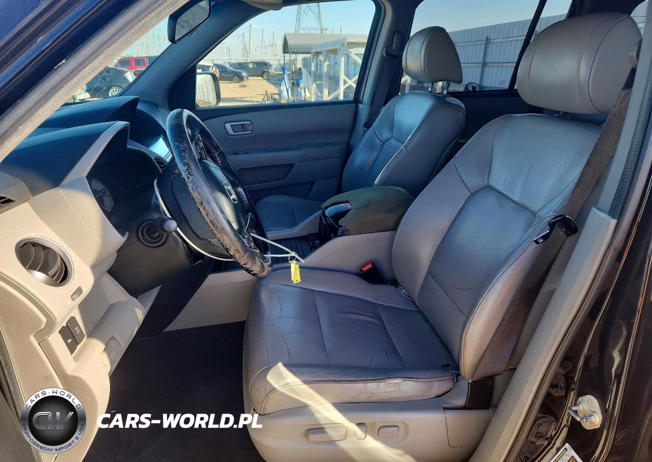 2011 Honda Pilot Touring VIN:5FNYF4H98BB086268 - 7