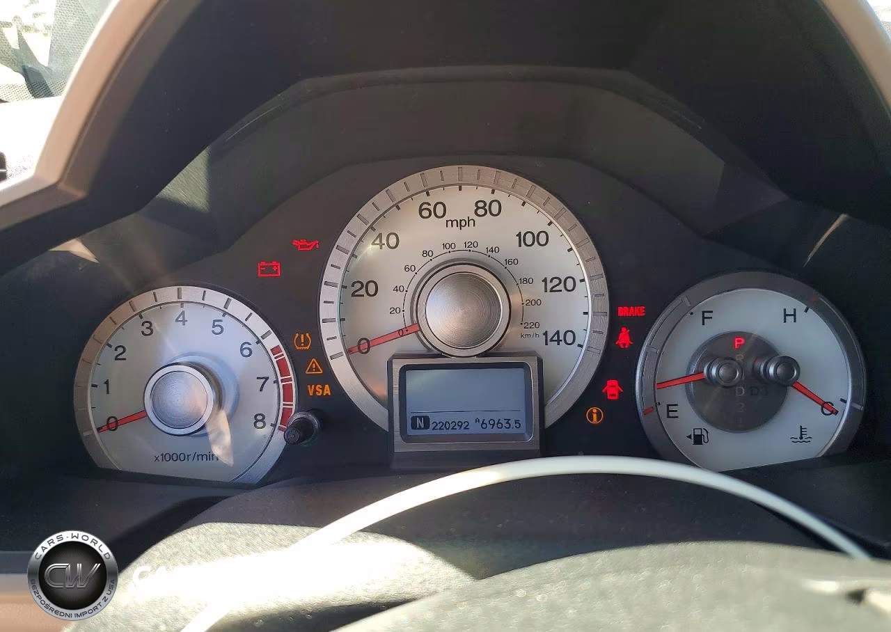2011 Honda Pilot Touring VIN:5FNYF4H98BB086268 - 9