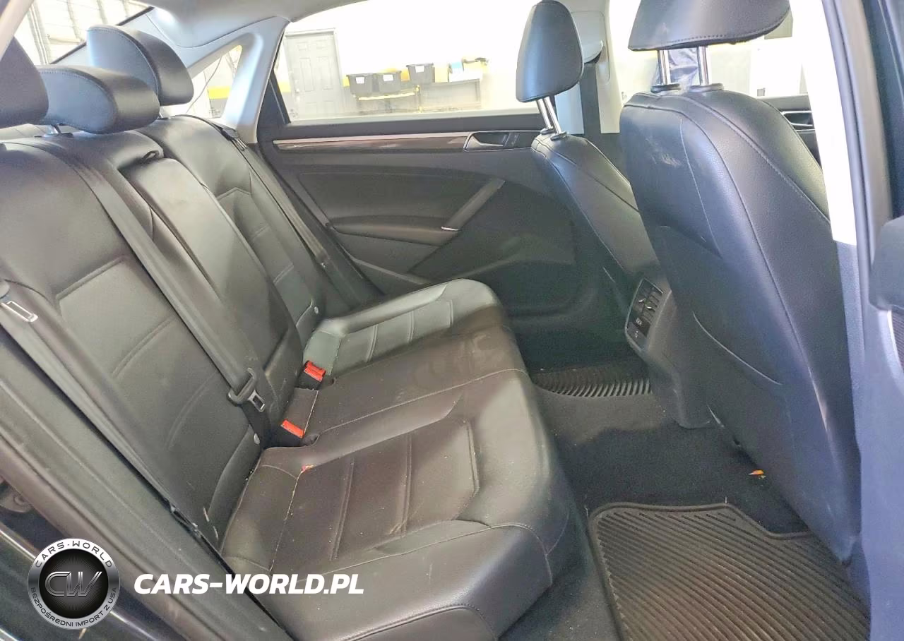 2017 Volkswagen Passat Se VIN:1VWBT7A37HC018102 - 10