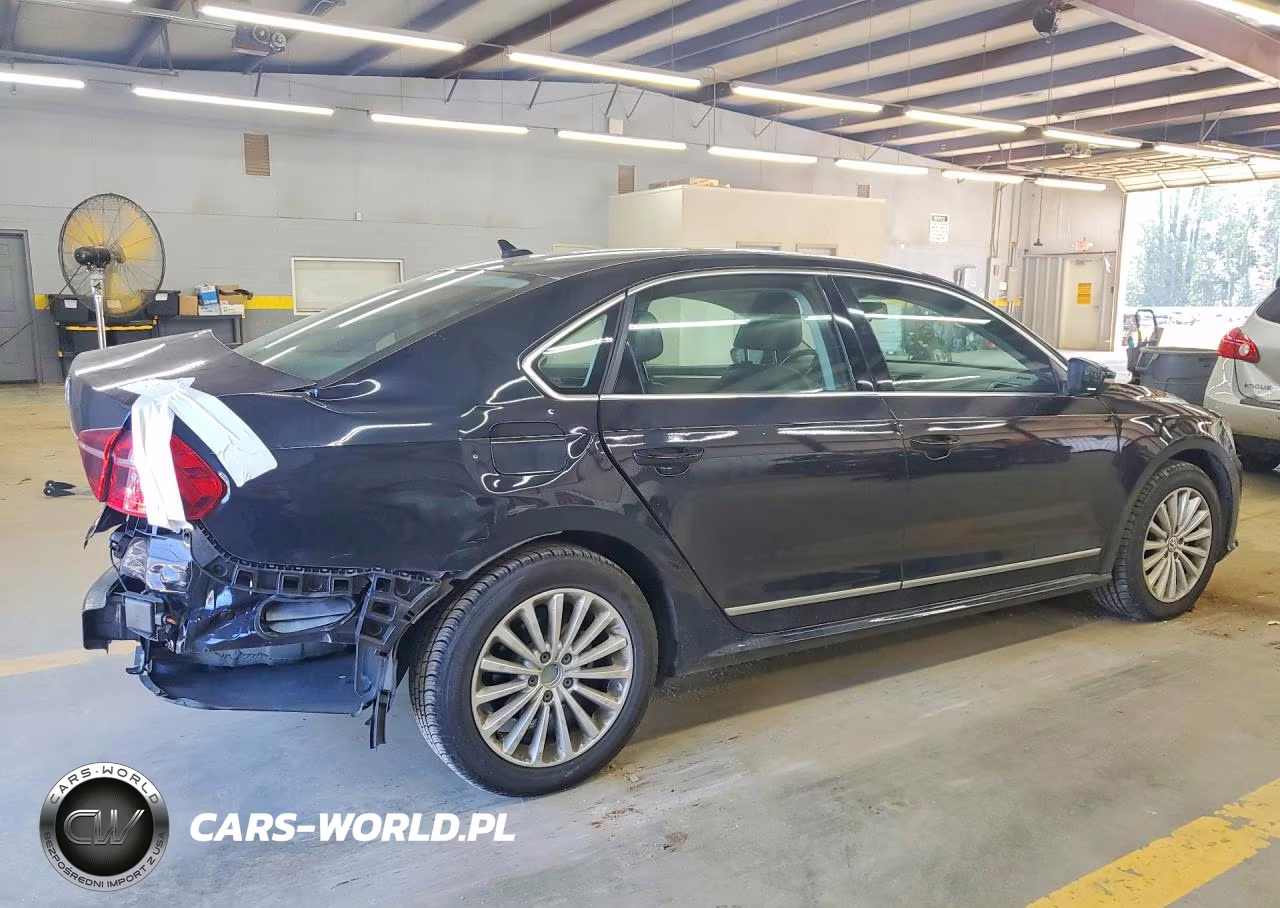 2017 Volkswagen Passat Se VIN:1VWBT7A37HC018102 - 3