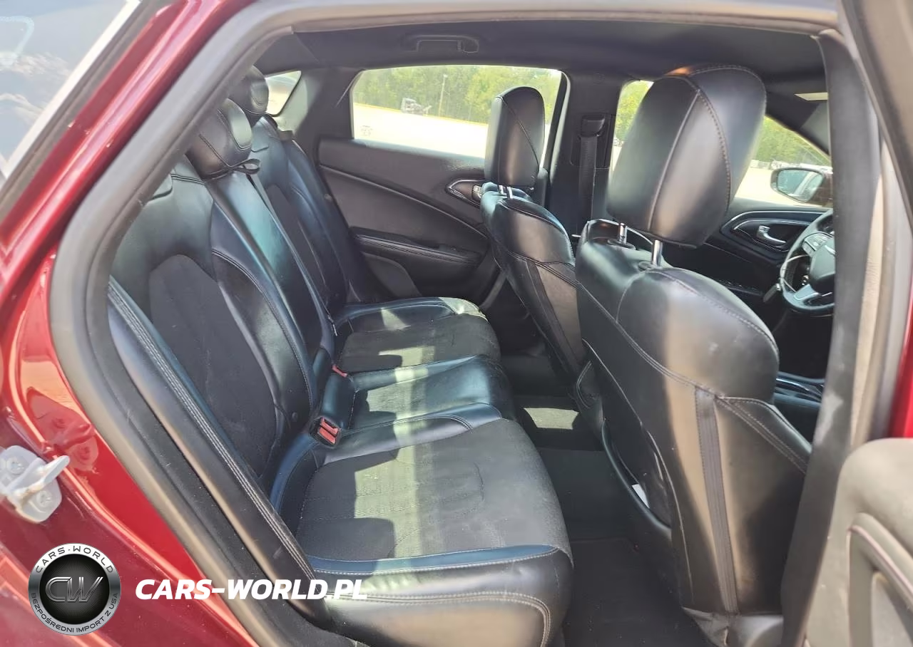 2015 Chrysler 200 S VIN:1C3CCCBB7FN665501 - 10