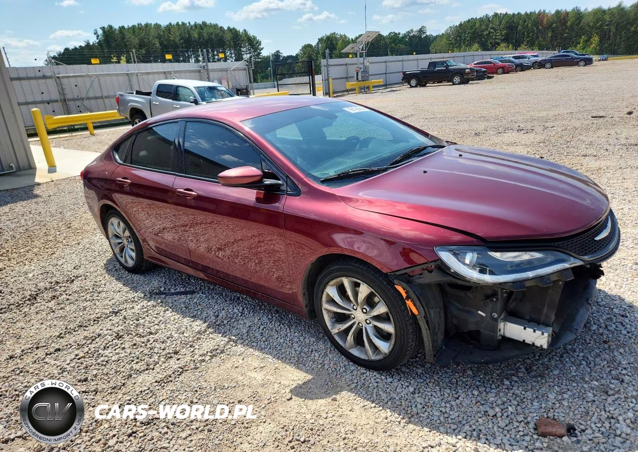 2015 Chrysler 200 S VIN:1C3CCCBB7FN665501 - 4