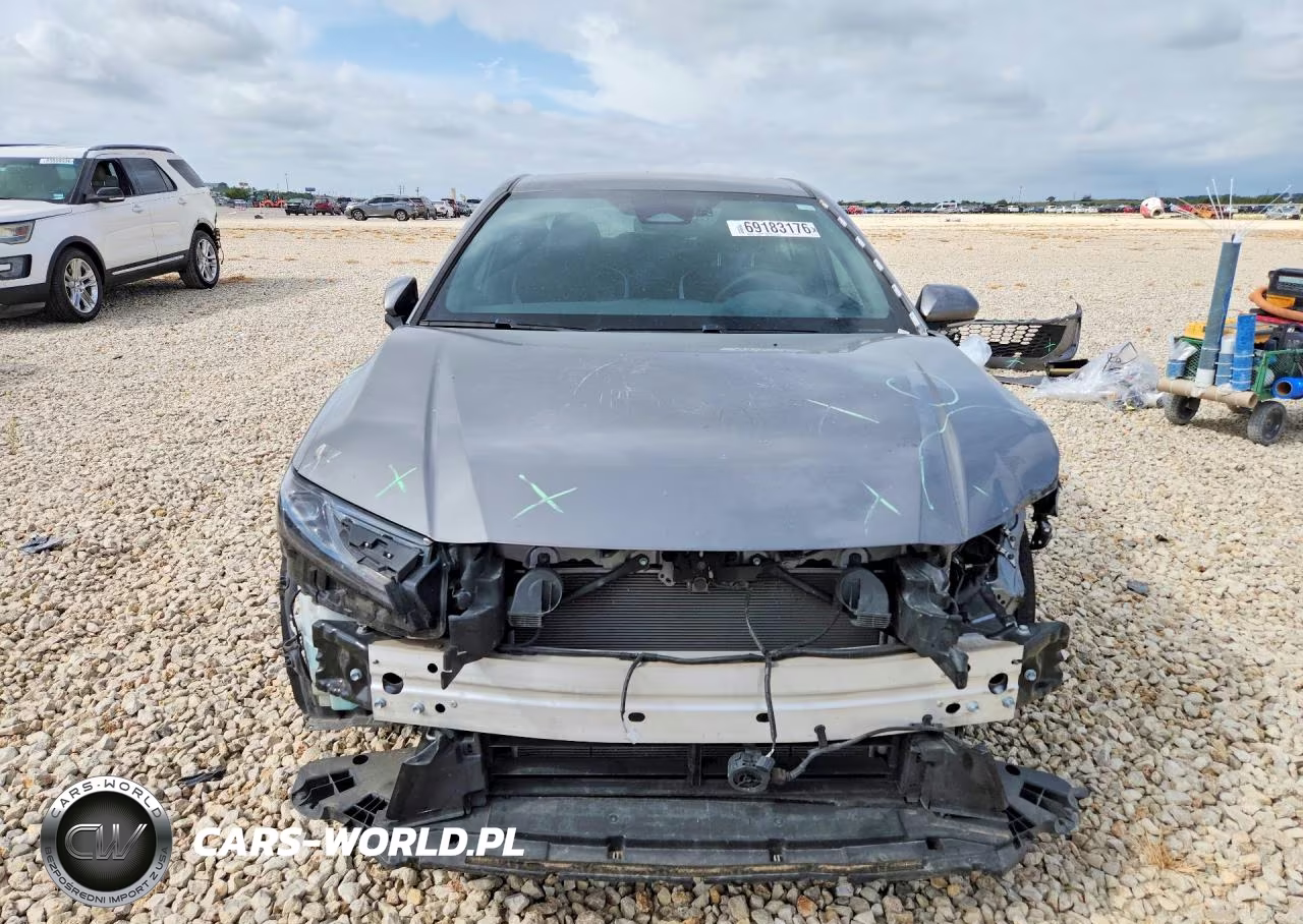 2025 Toyota Camry Se VIN:4T1DAACK6SU533589 - 5