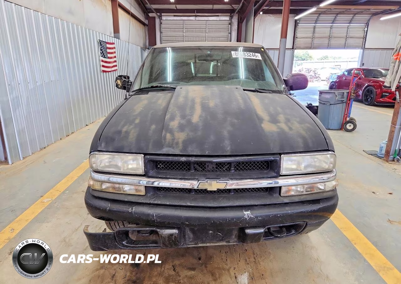 2000 Chevrolet S Truck S10 VIN:1GCDT19W8YK225241 - 5