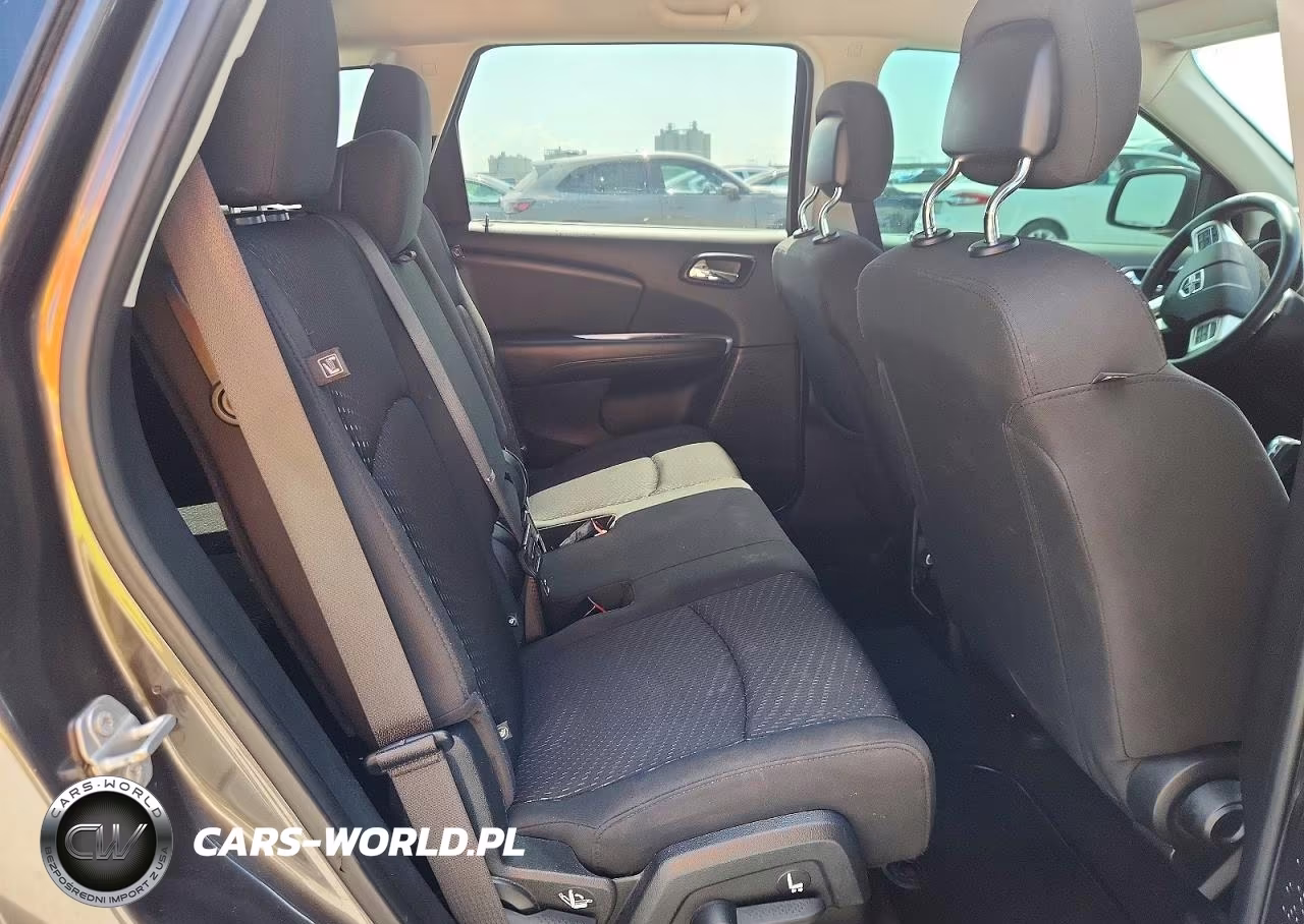 2018 Dodge Journey Sxt VIN:3C4PDCBG8JT525472 - 11
