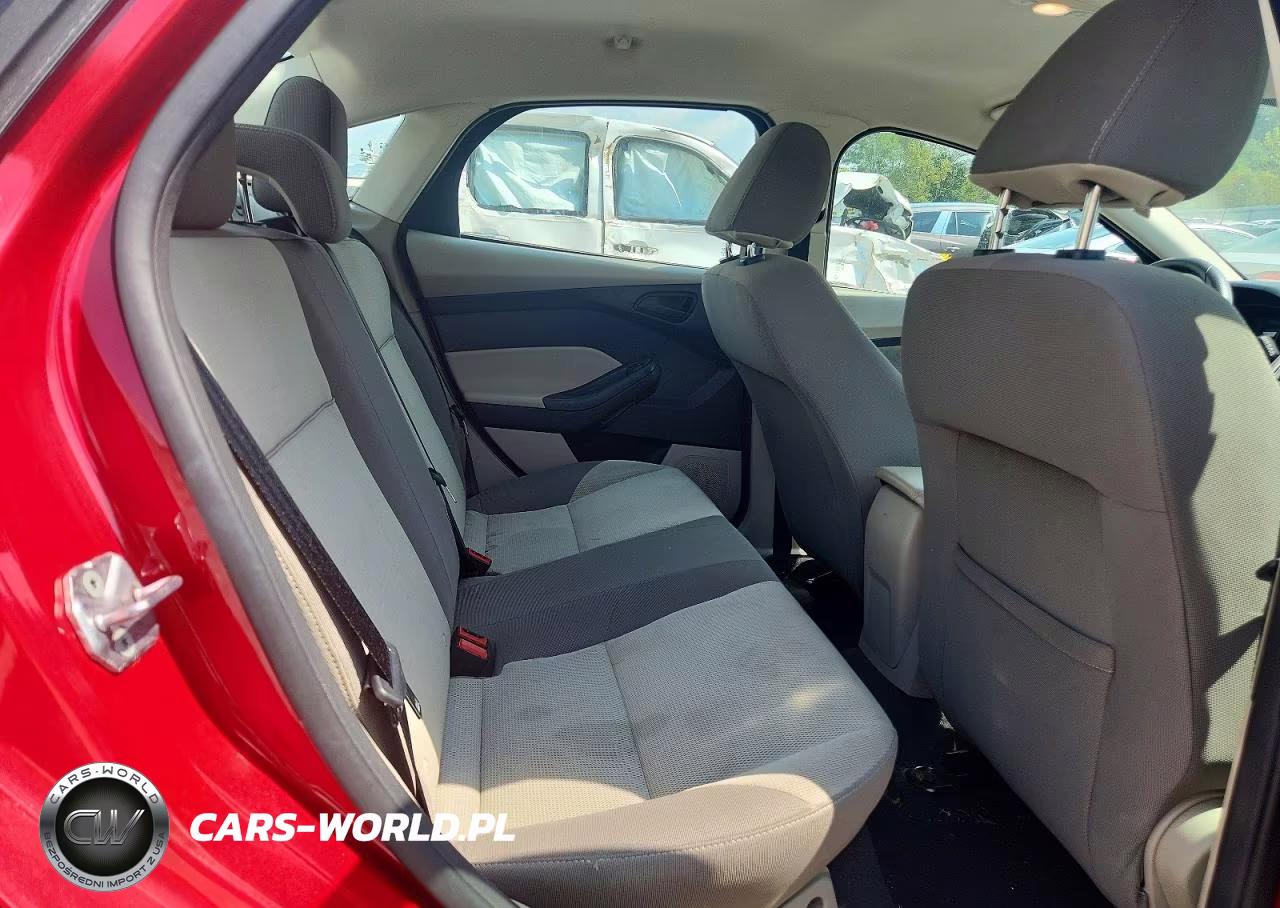 2012 Ford Focus Se VIN:1FAHP3F26CL417527 - 10
