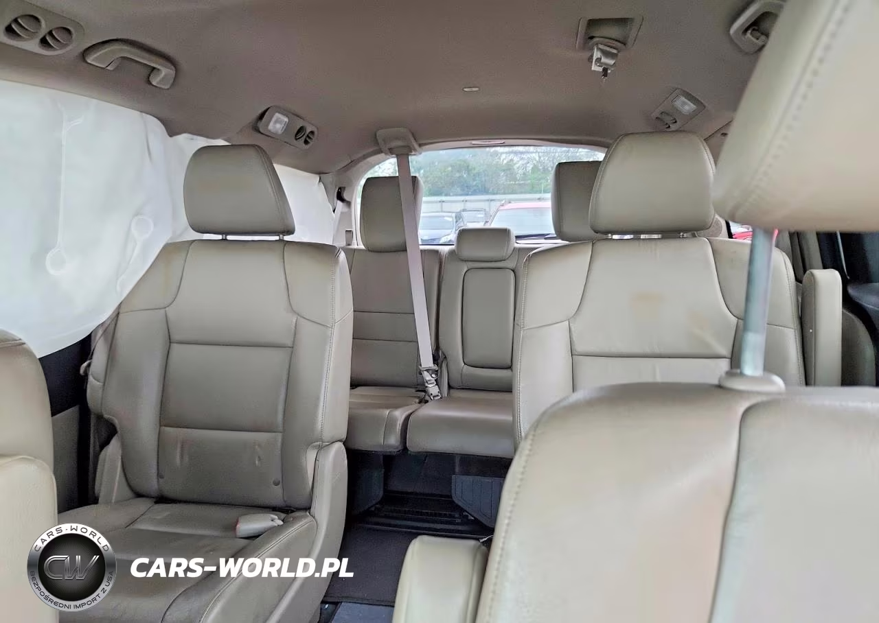 2012 Honda Odyssey Touring VIN:5FNRL5H97CB040354 - 10