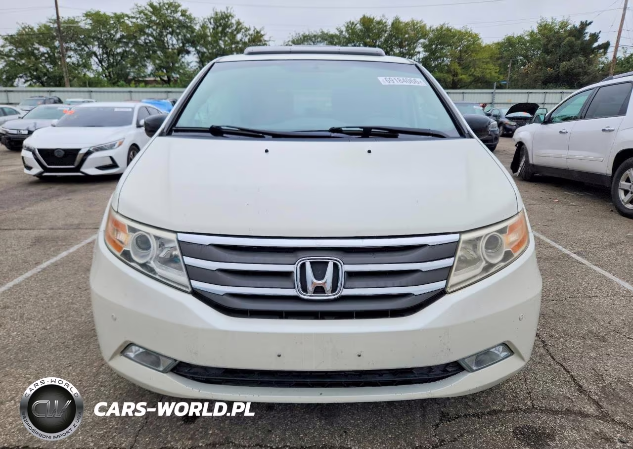 2012 Honda Odyssey Touring VIN:5FNRL5H97CB040354 - 5