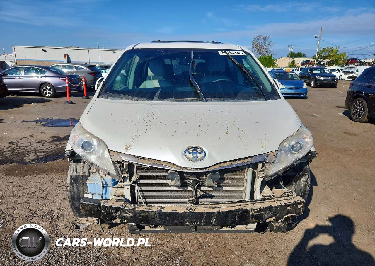 2015 Toyota Sienna Xle Premium 7-Passenger VIN:5TDDK3DC8FS106770 - 5