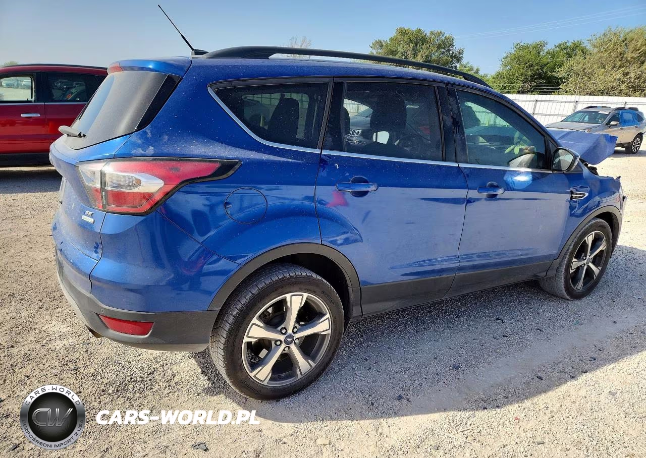 2017 Ford Escape Se VIN:1FMCU0G9XHUB79413 - 3