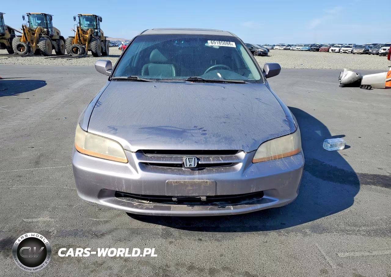 2000 Honda Accord Ex VIN:1HGCG1658YA063436 - 5