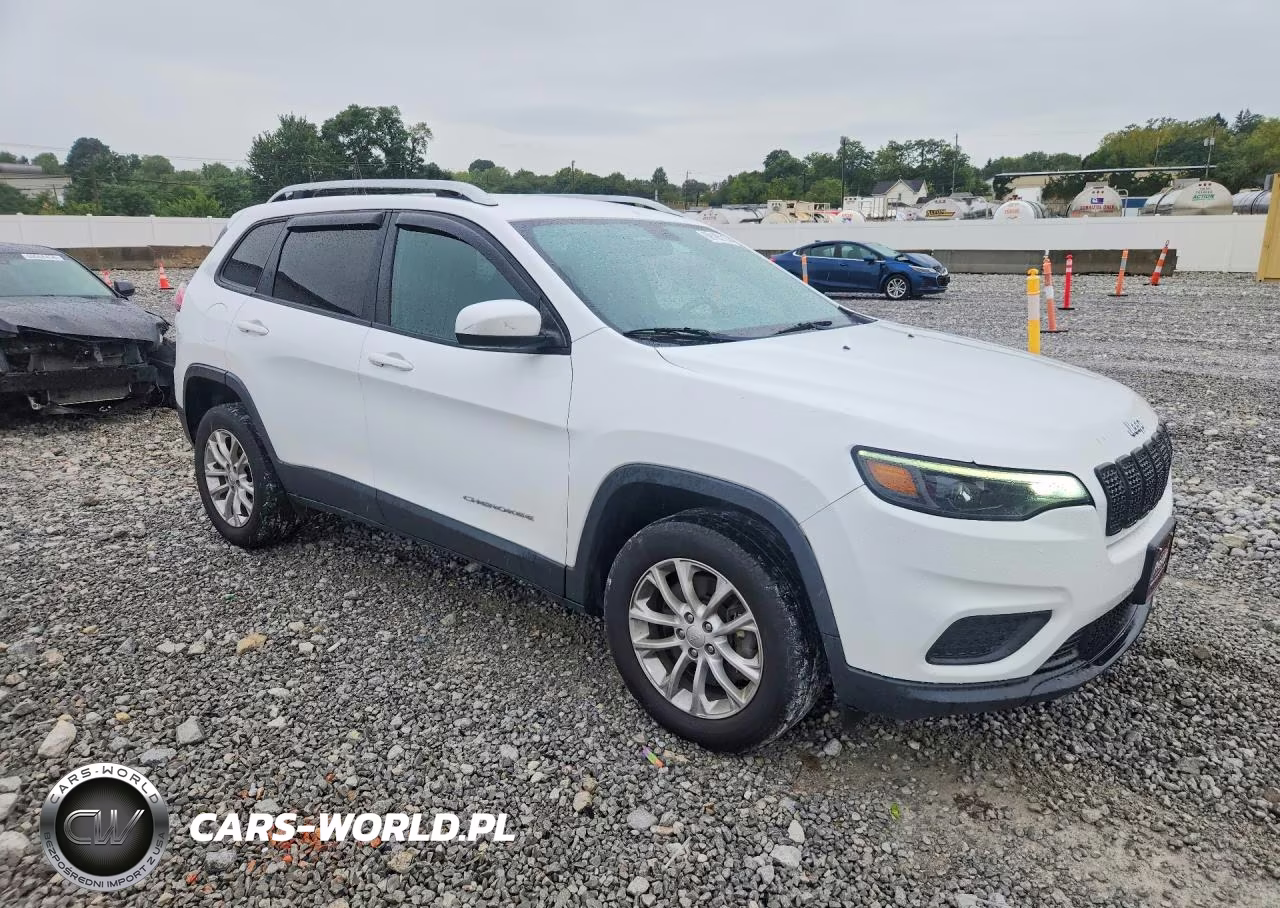 2020 Jeep Cherokee Latitude VIN:1C4PJMCB9LD570530 - 4