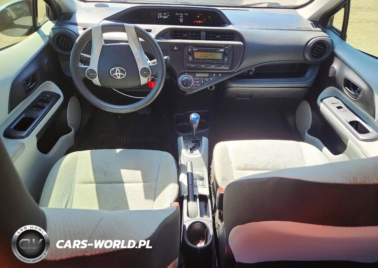 2014 Toyota Prius C One VIN:JTDKDTB3XE1064974 - 8