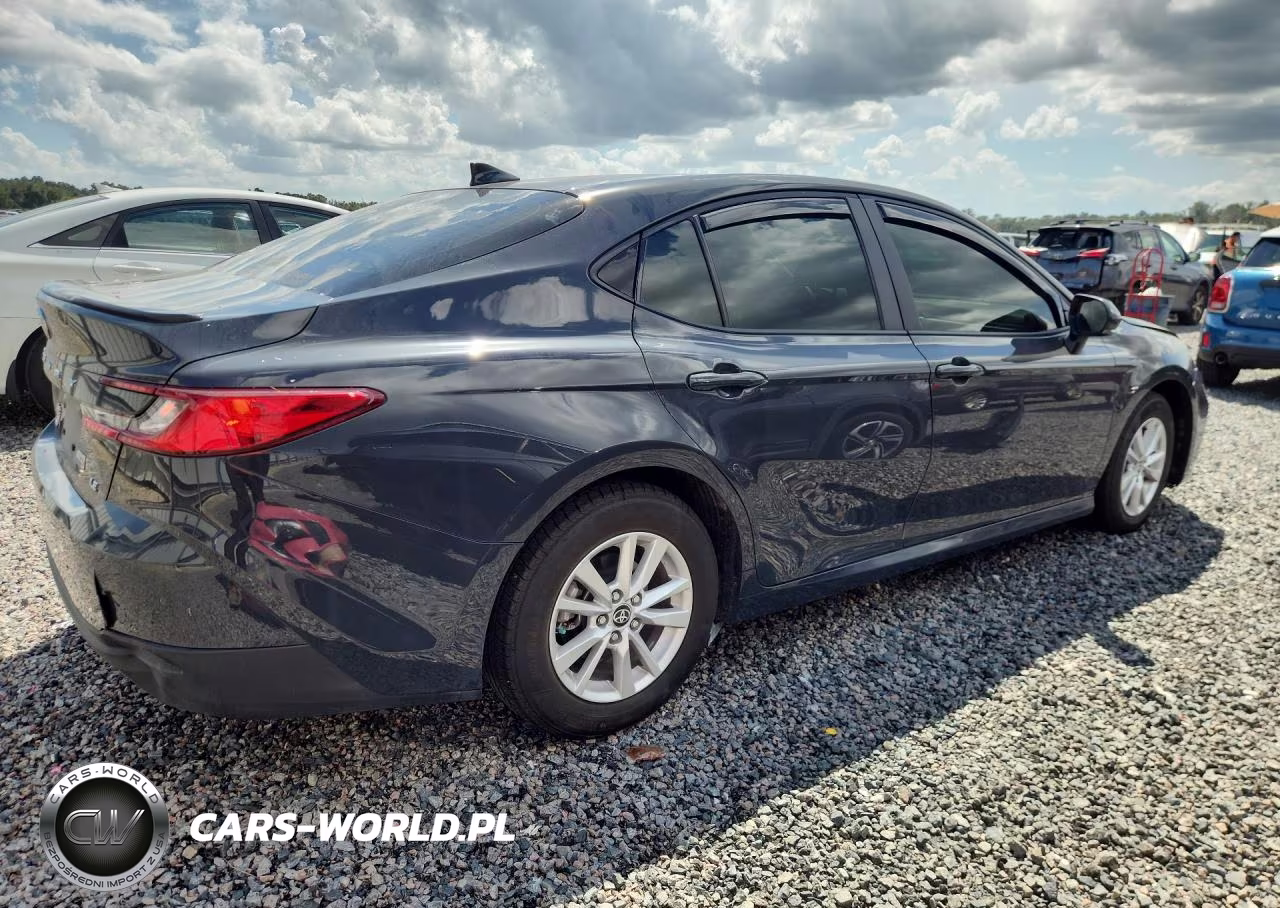 2025 Toyota Camry Le VIN:4T1DAACK6SU177063 - 3