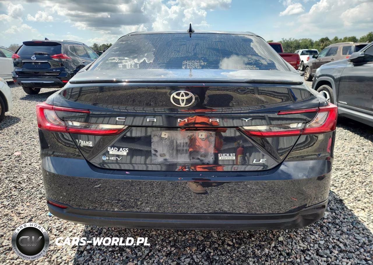 2025 Toyota Camry Le VIN:4T1DAACK6SU177063 - 6