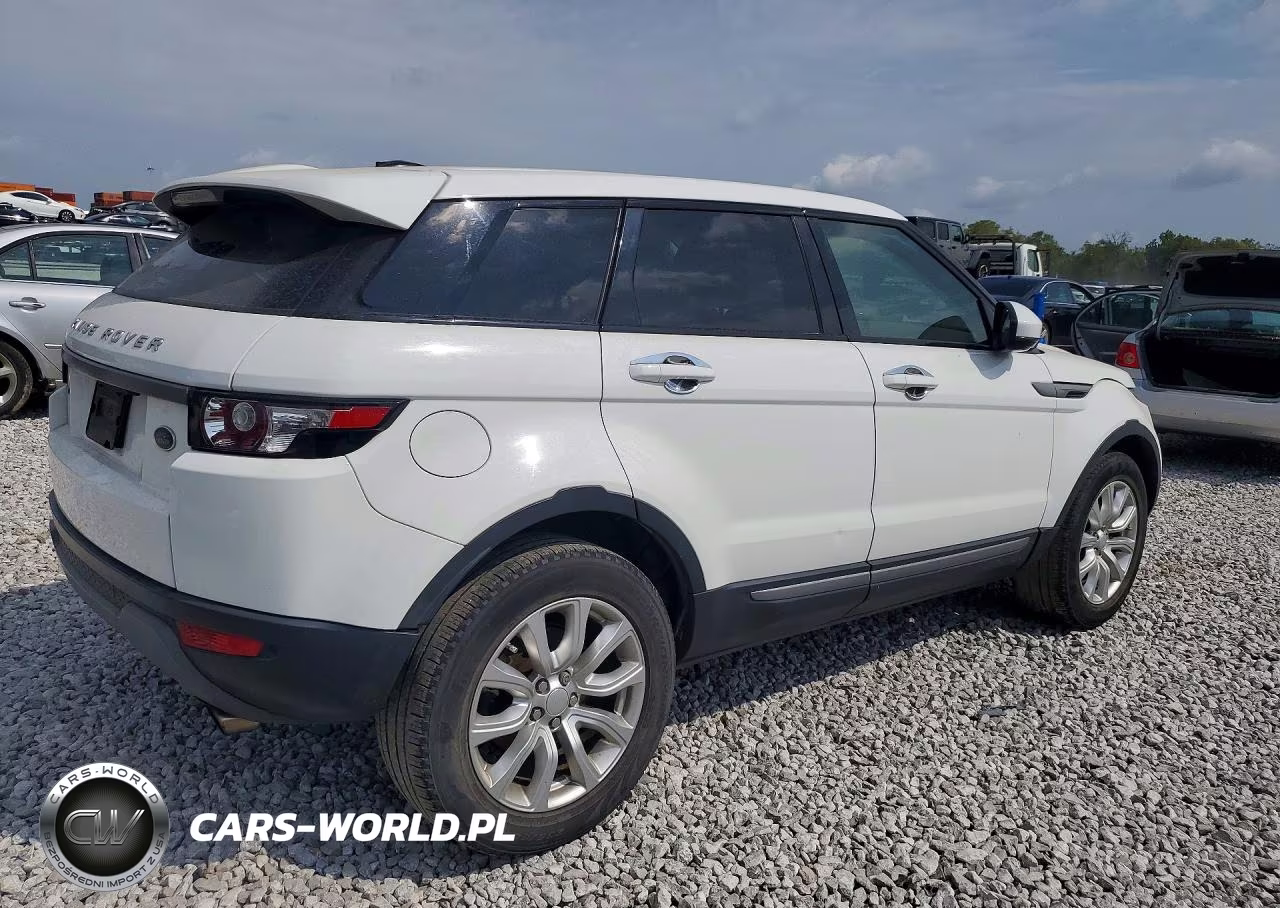 2015 Land Rover Range Rover Evoque Pure VIN:SALVN2BG0FH073854 - 3