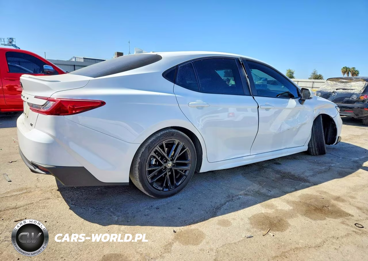2026 Toyota Camry Se VIN:4T1DAACK6TU735592 - 3