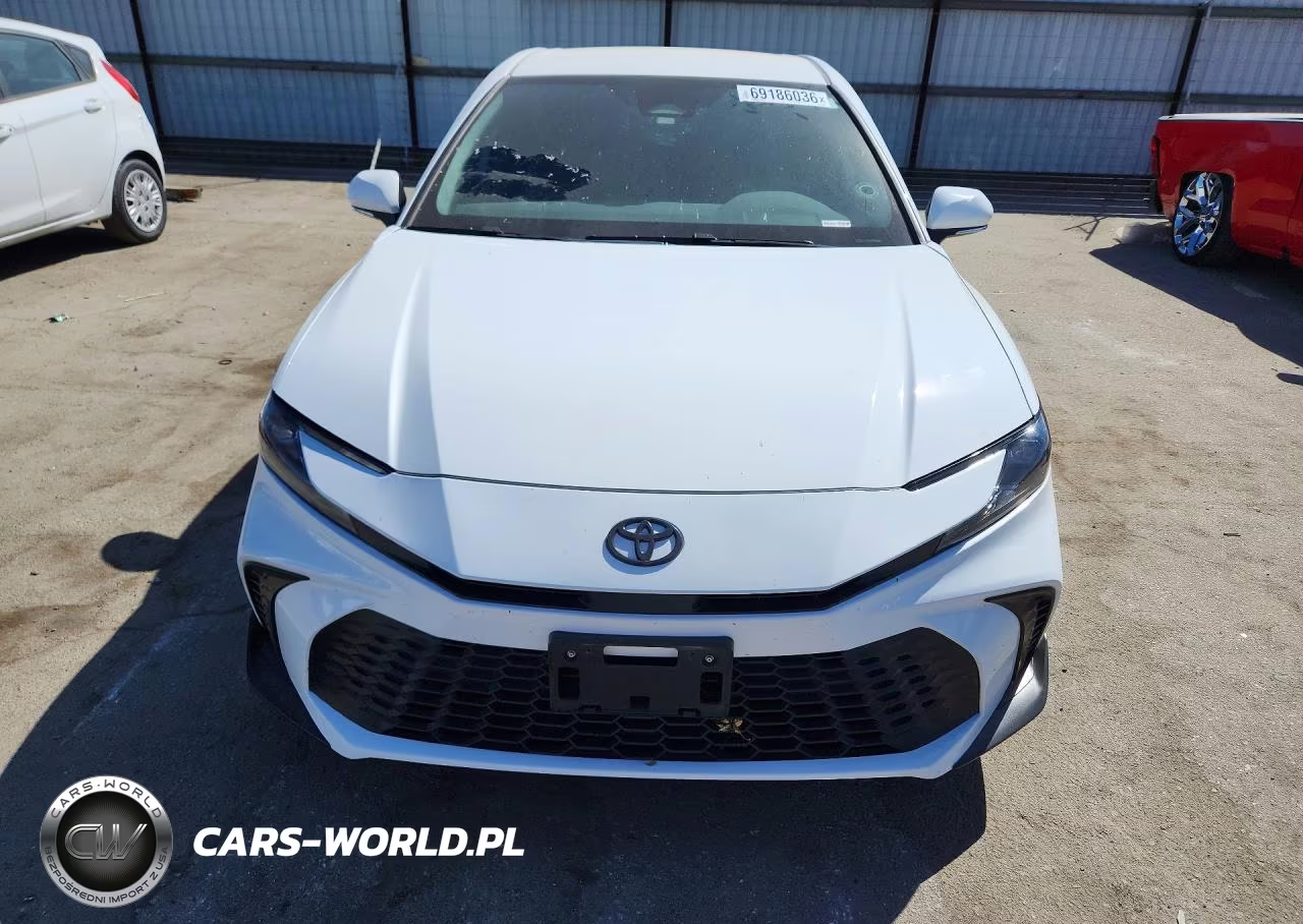 2026 Toyota Camry Se VIN:4T1DAACK6TU735592 - 5