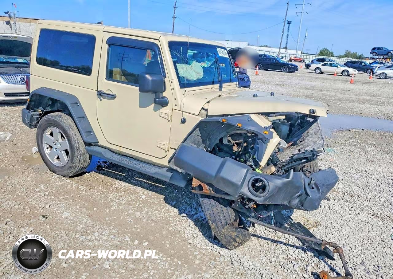 2011 Jeep Wrangler Sahara VIN:1J4AA5D10BL516727 - 4