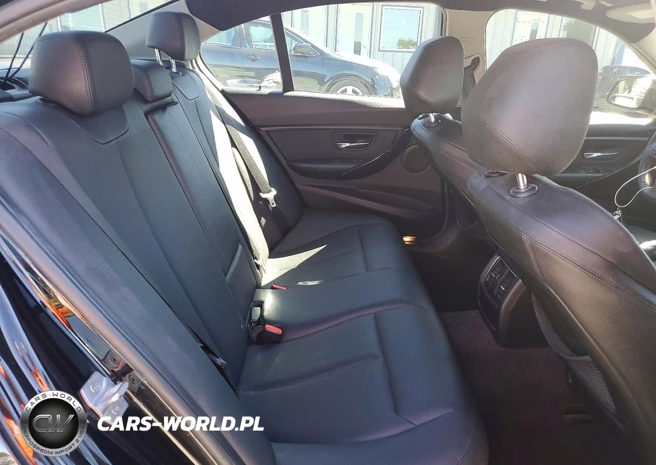 2018 BMW 320I VIN:WBA8A9C57JAH14781 - 10