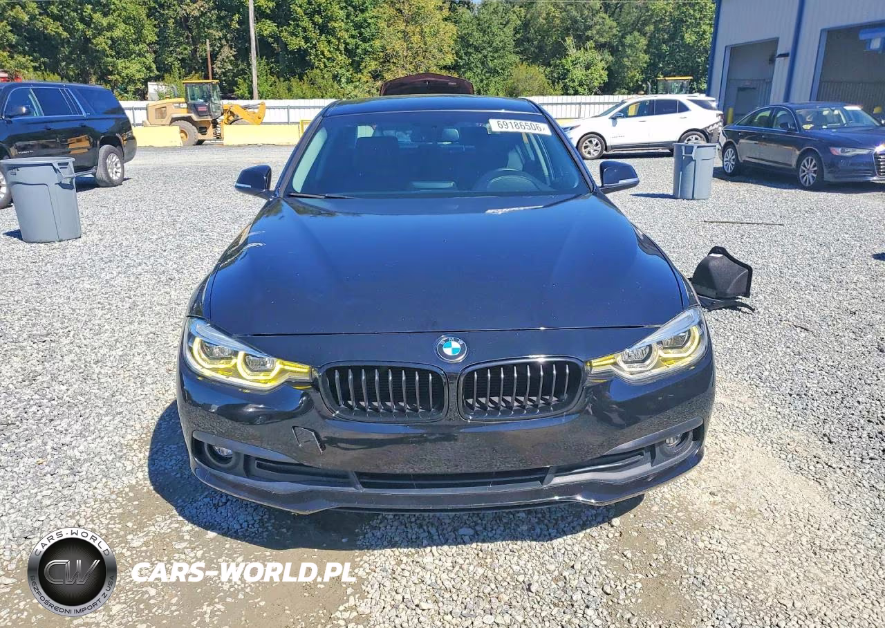 2018 BMW 320I VIN:WBA8A9C57JAH14781 - 5