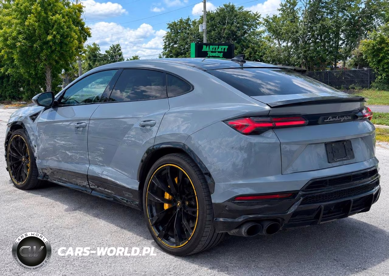 2024 Lamborghini Urus S VIN:ZPBUB3ZL1RLA31904 - 3