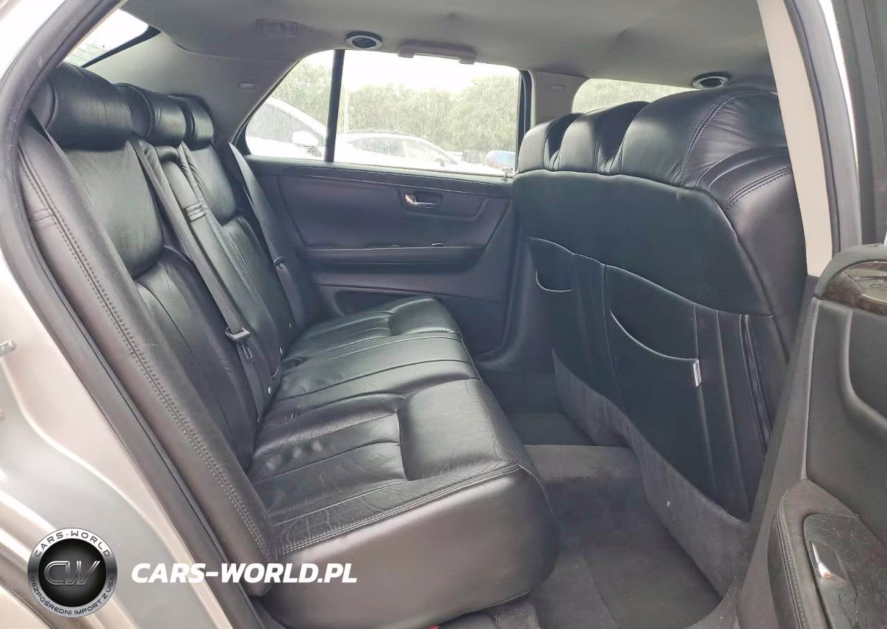 2010 Cadillac Professional Chassis VIN:1GEGK9CY9AU550118 - 10
