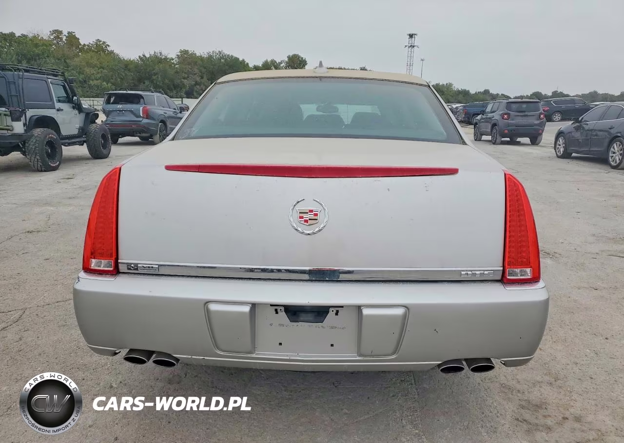 2010 Cadillac Professional Chassis VIN:1GEGK9CY9AU550118 - 6