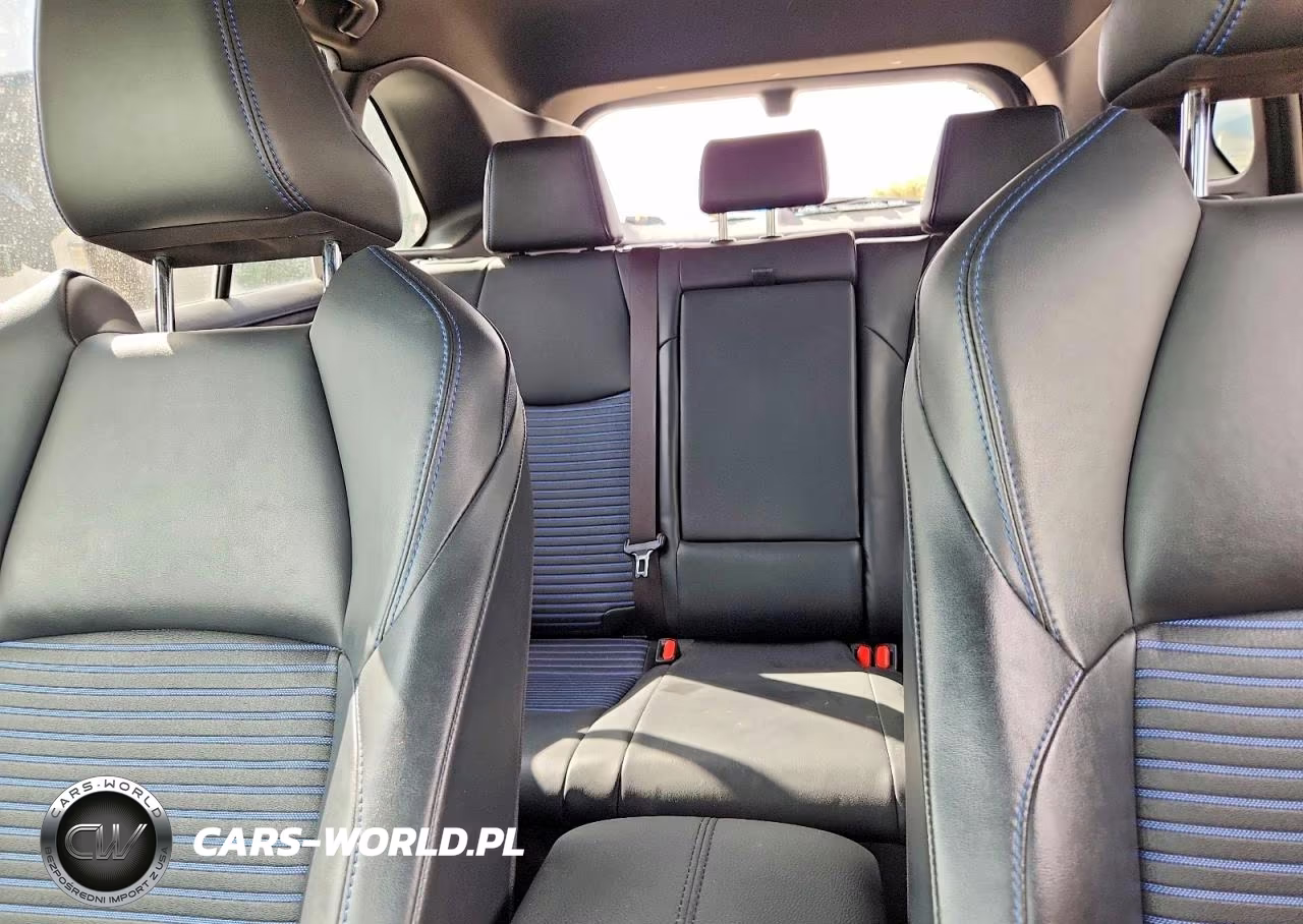 2019 Toyota Rav4 Xse VIN:JTMEWRFV9KJ017002 - 10