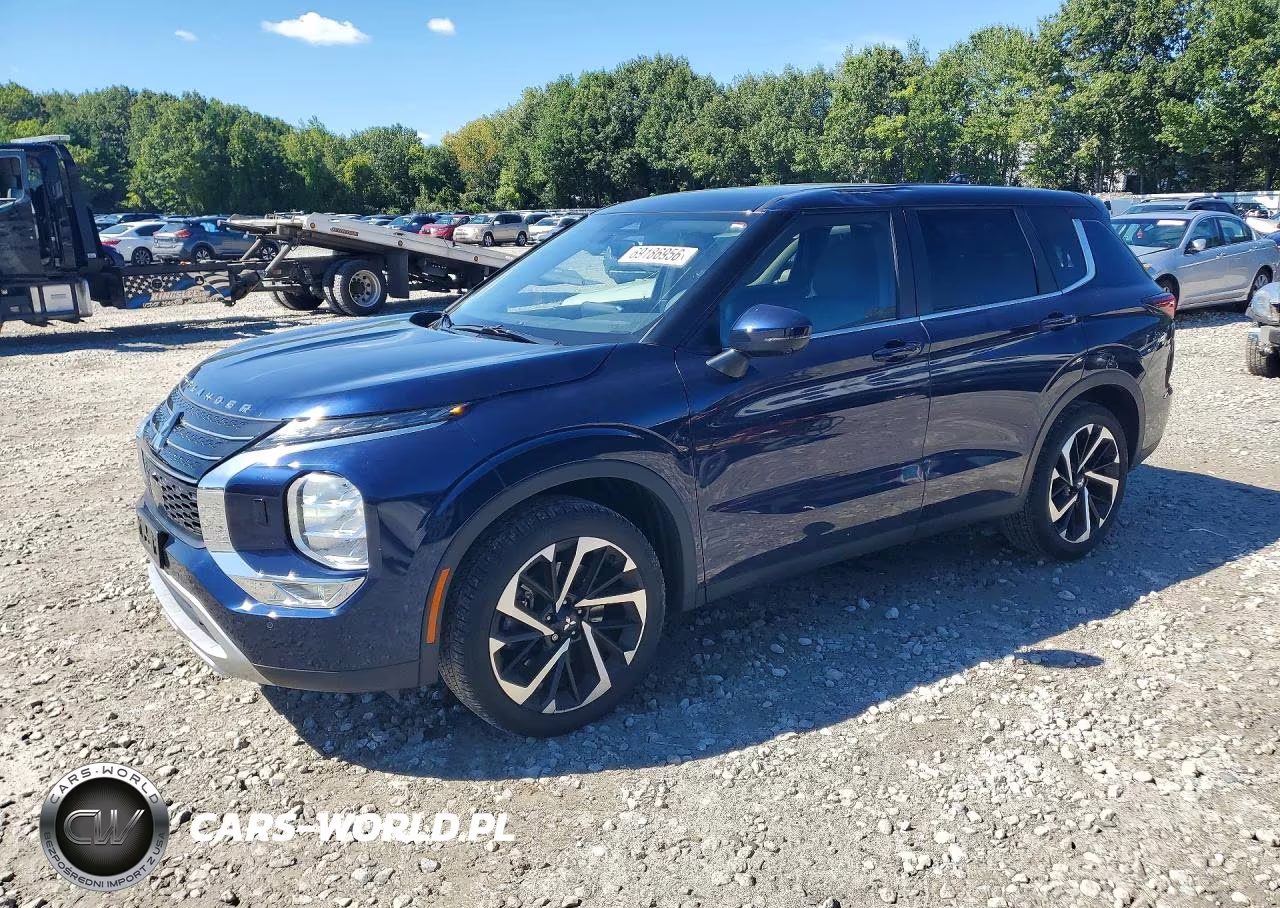 2024 Mitsubishi Outlander Se – zdjęcie 1 z 13