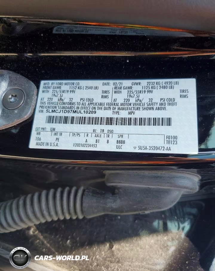 2021 Lincoln Corsair VIN:5LMCJ1D97MUL10209 - 13