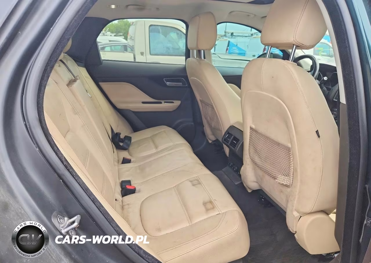 2018 Jaguar F-Pace Prestige VIN:SADCK2GX3JA280907 - 10