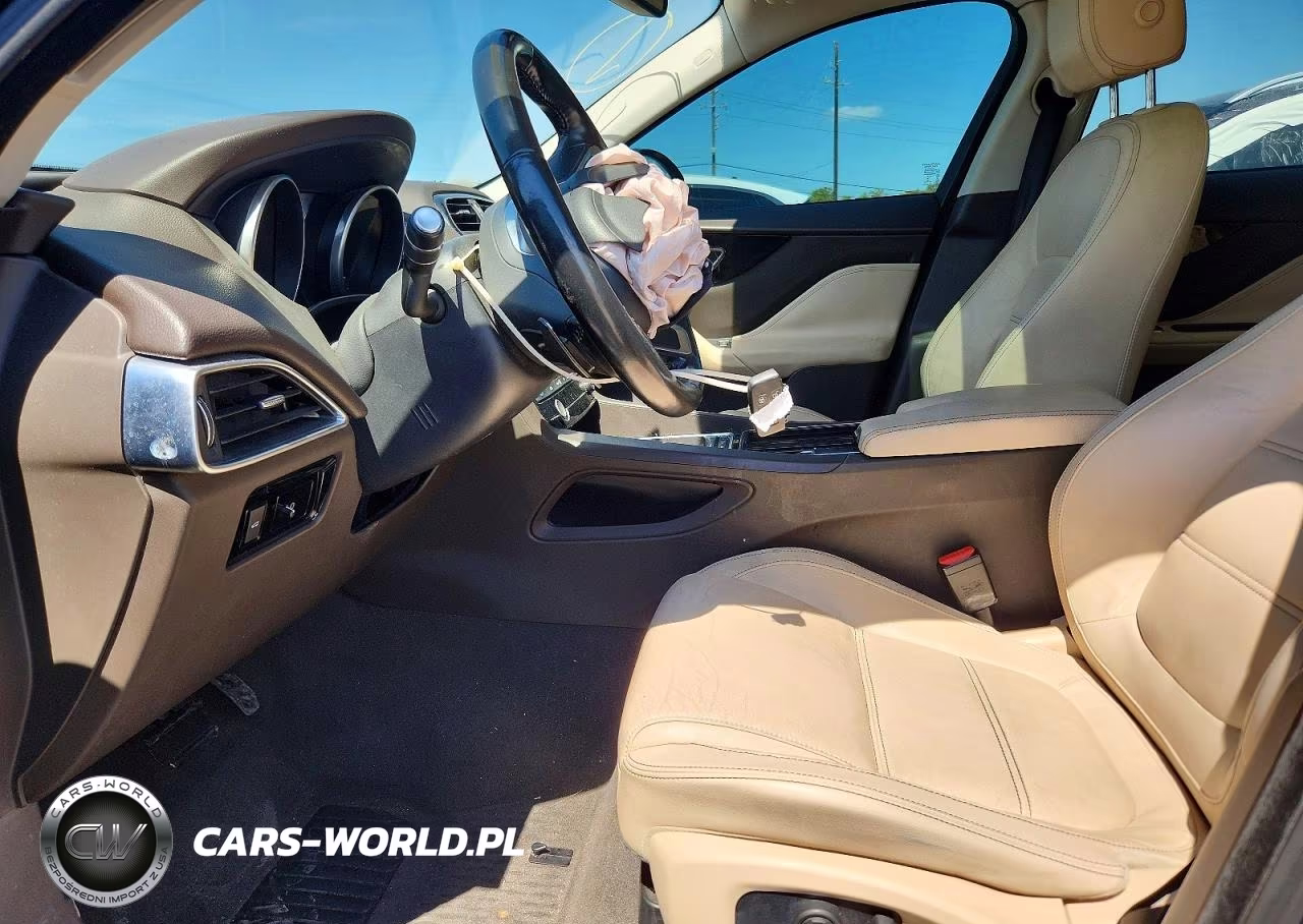2018 Jaguar F-Pace Prestige VIN:SADCK2GX3JA280907 - 7