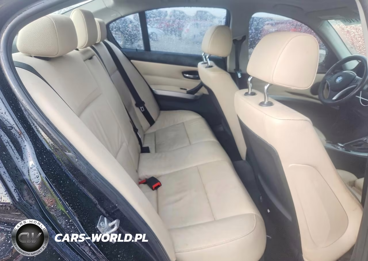 2011 BMW 335 Xi VIN:WBAPL5G51BNN23941 - 10