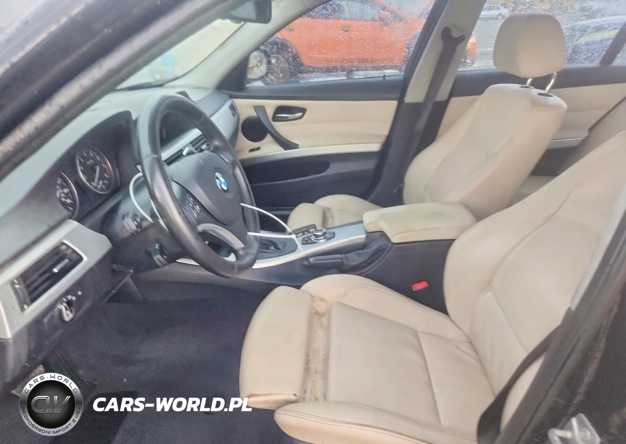 2011 BMW 335 Xi VIN:WBAPL5G51BNN23941 - 7