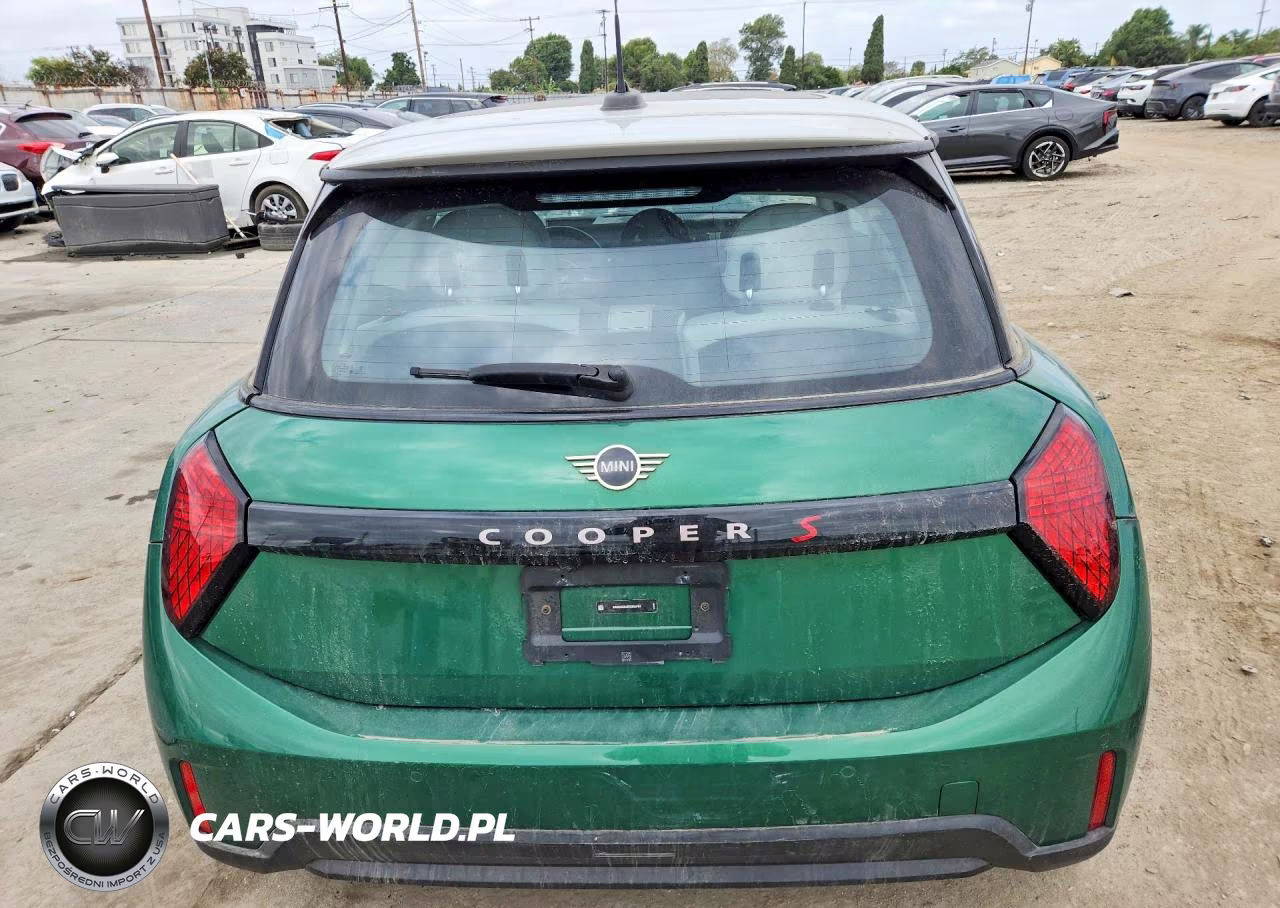 2025 Mini Cooper S VIN:WMW23GD02S2W33784 - 6