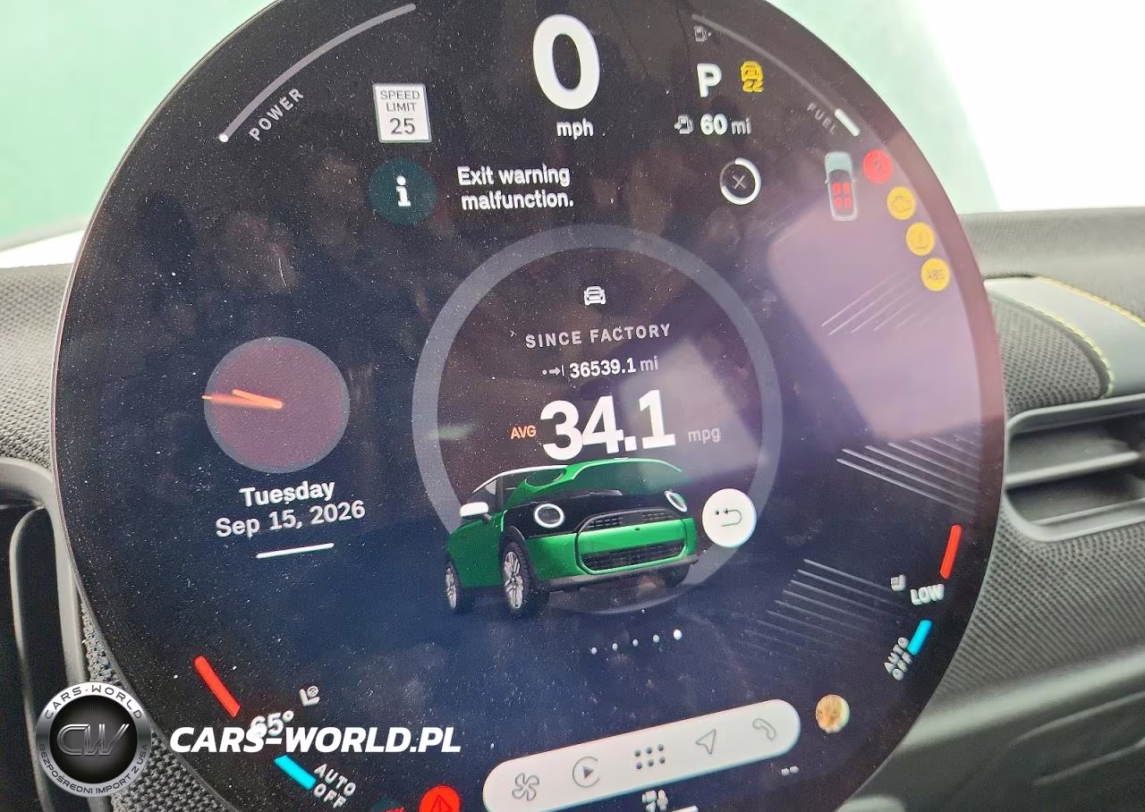 2025 Mini Cooper S VIN:WMW23GD02S2W33784 - 9