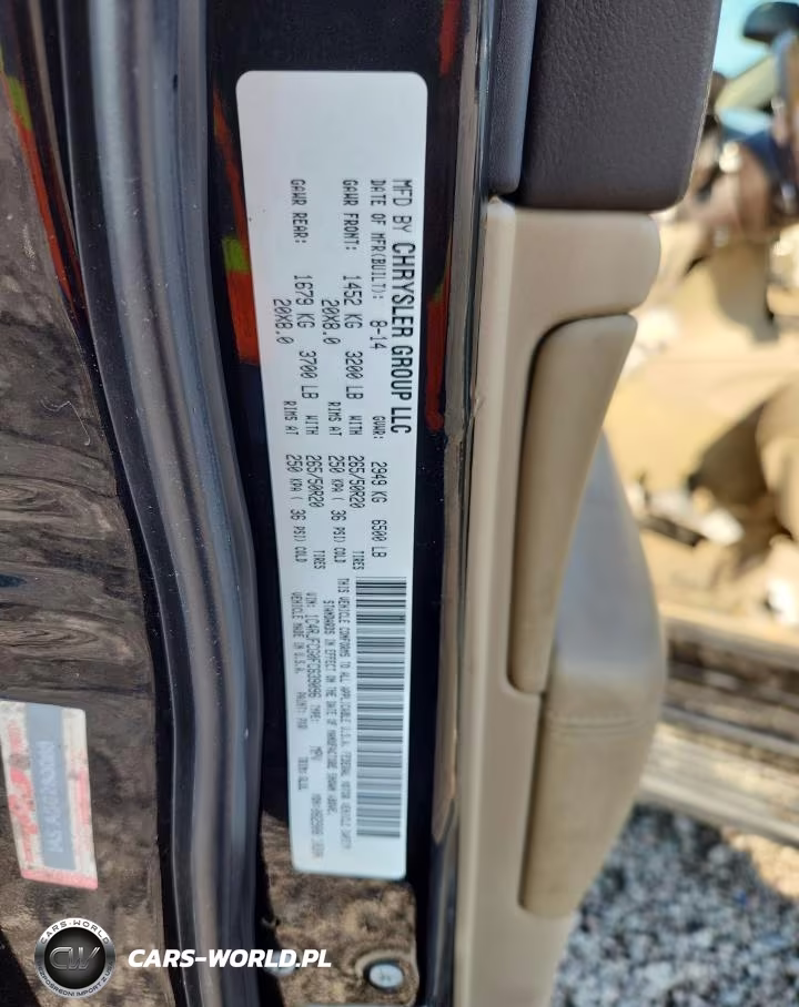 2015 Jeep Grand Cherokee Overland VIN:1C4RJFCG0FC639096 - 14