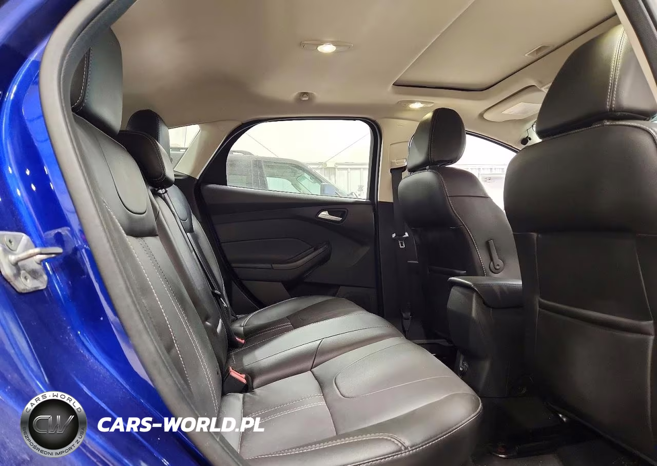2014 Ford Focus Se VIN:1FADP3K24EL136205 - 10