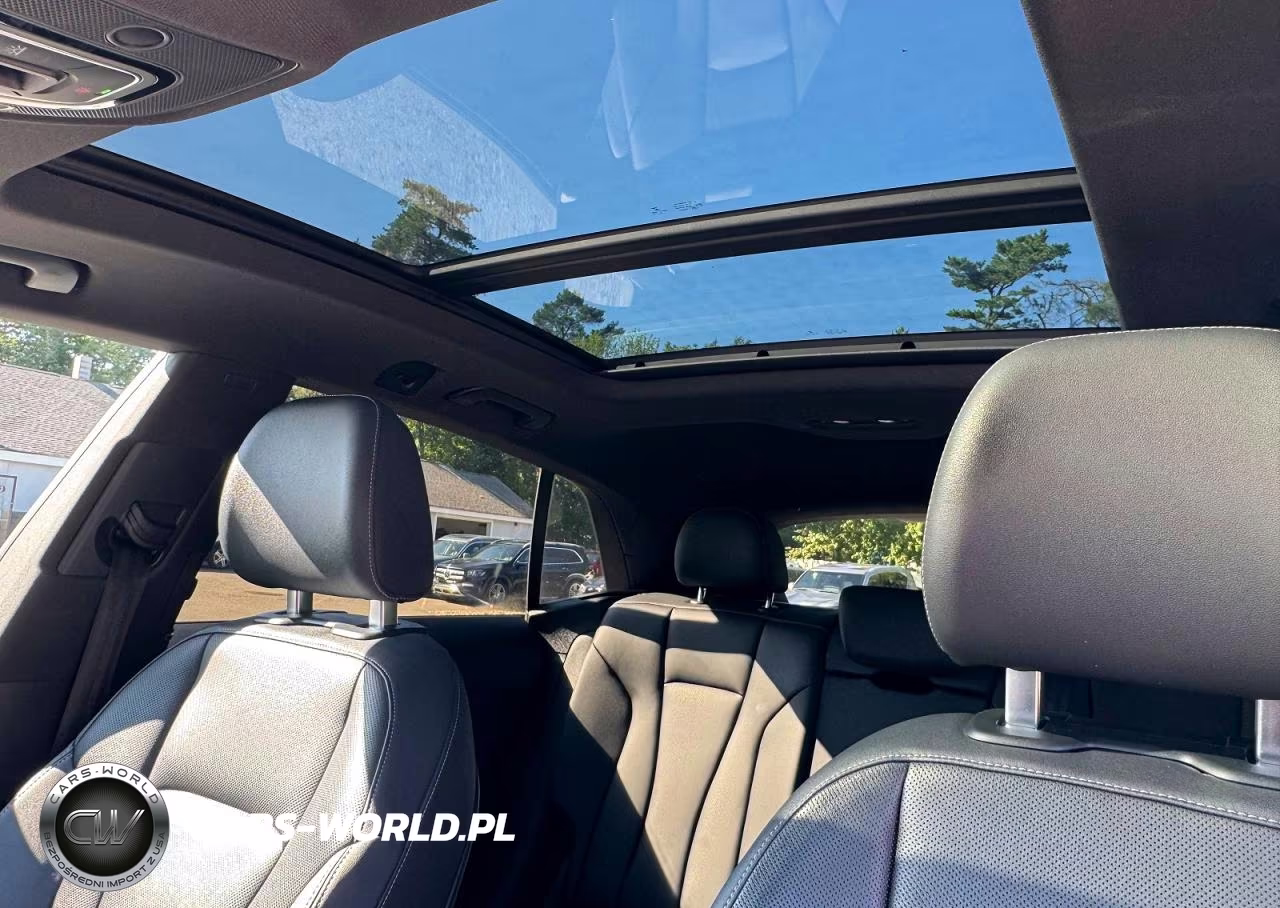 2019 Audi Q8 Premium Plus S-Line VIN:WA1EVAF13KD014056 - 10