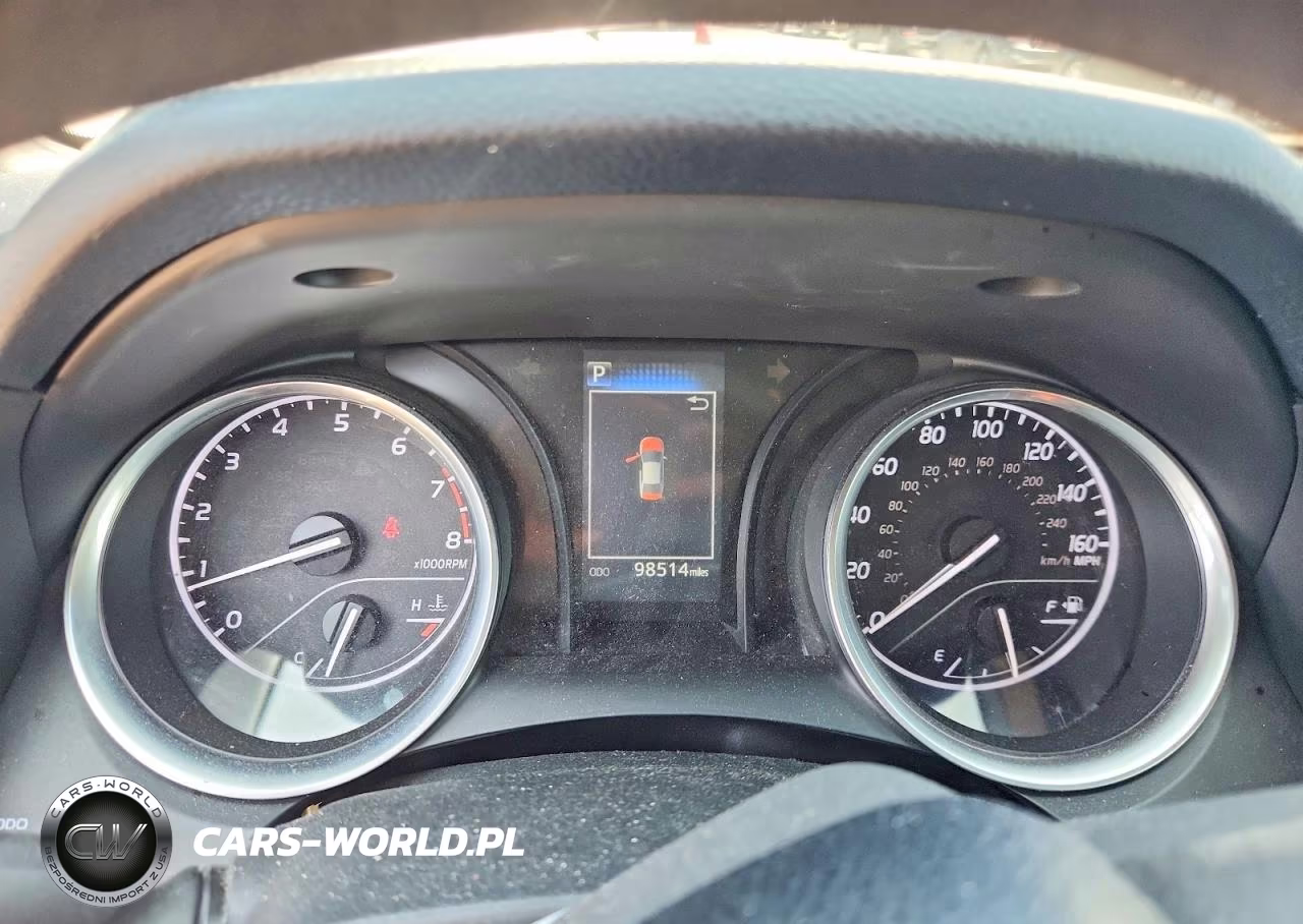 2018 Toyota Camry Le VIN:4T1B11HK2JU042421 - 9