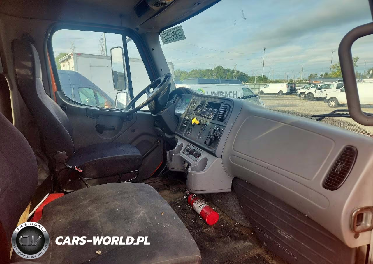 2018 Freightliner Business Class M2 Flatbed Truck VIN:1FVHCYFE8JHJU0073 - 8
