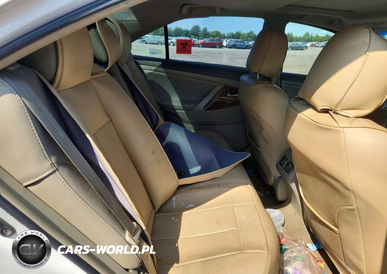 2011 Toyota Camry Xle VIN:4T1BF3EK4BU696226 - 10