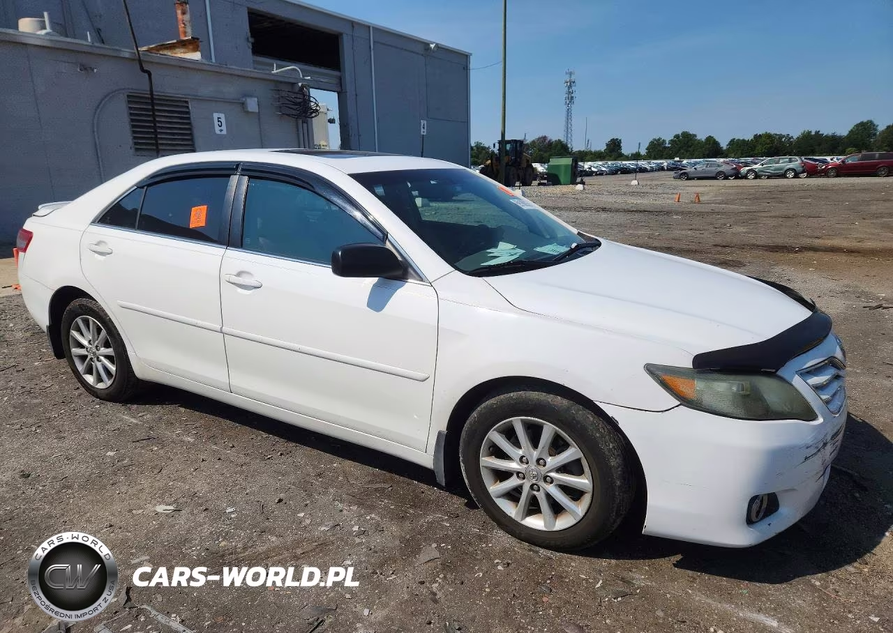 2011 Toyota Camry Xle VIN:4T1BF3EK4BU696226 - 4