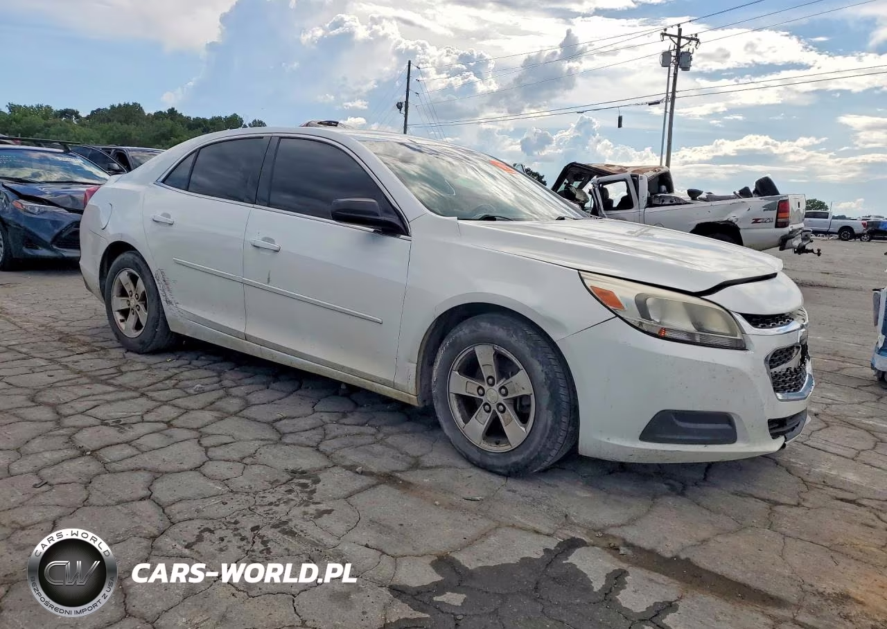 2014 Chevrolet Malibu Ls VIN:1G11B5SLXEF269705 - 4