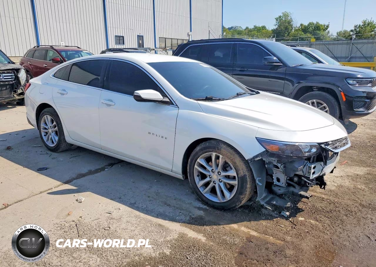 2016 Chevrolet Malibu Lt VIN:1G1ZE5ST5GF228430 - 4