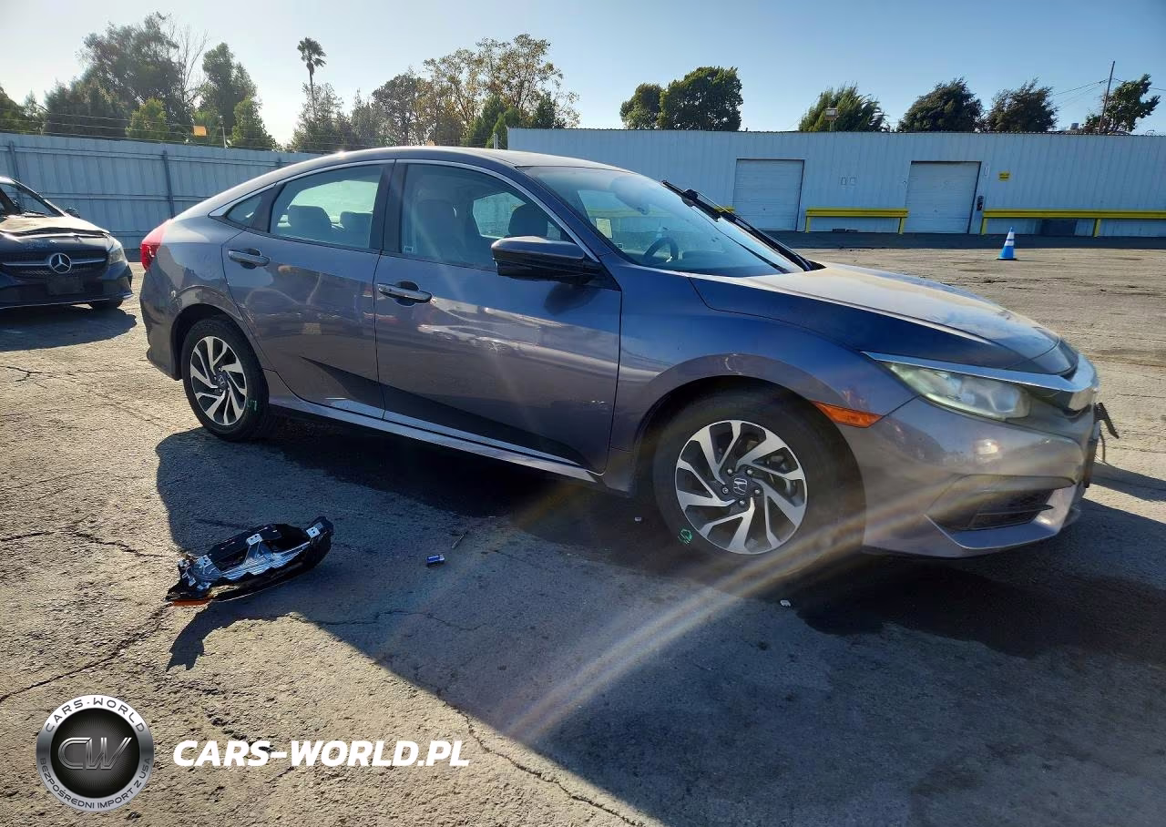2017 Honda Civic Ex VIN:19XFC2F73HE232015 - 4