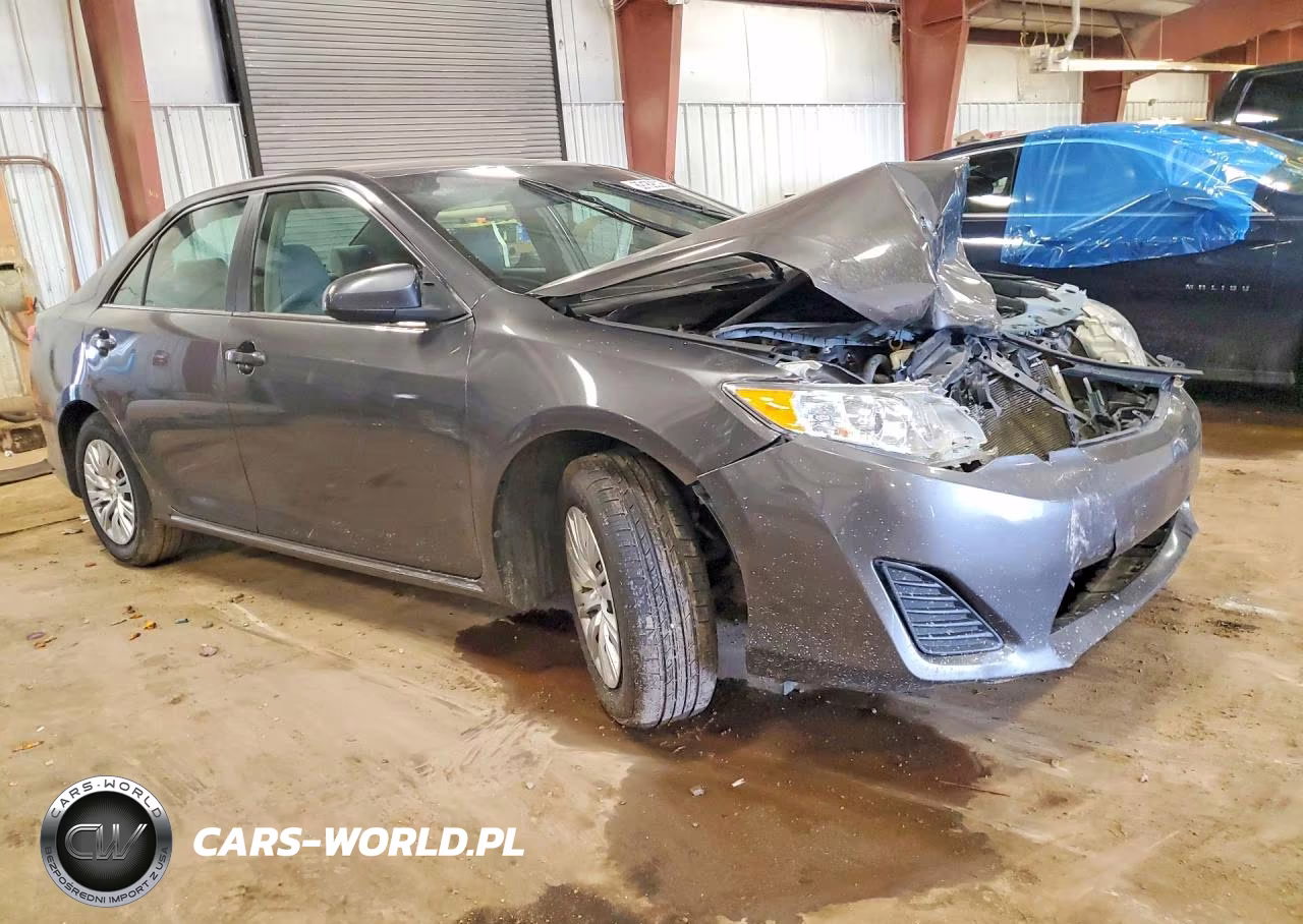 2014 Toyota Camry Le VIN:4T4BF1FK5ER366382 - 4